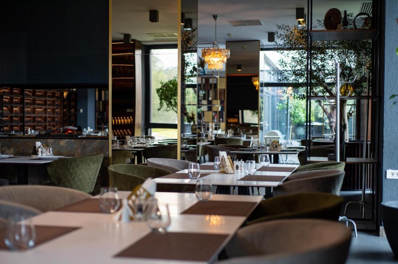 Silver Mountain Resort & Spa Poiana Brasov Ngoại thất bức ảnh