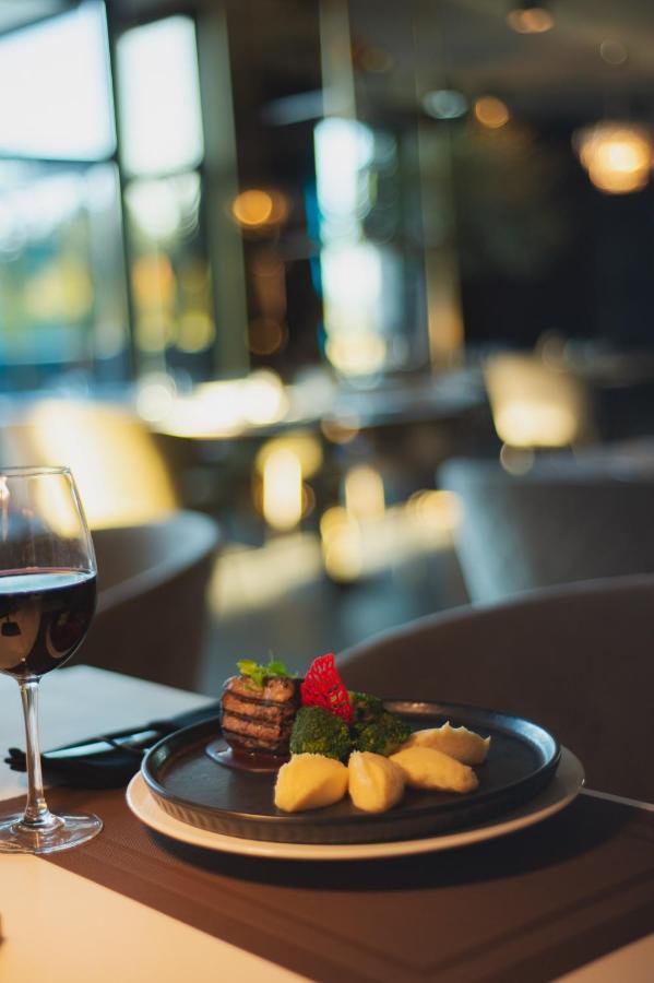 Silver Mountain Resort & Spa Poiana Brasov Ngoại thất bức ảnh